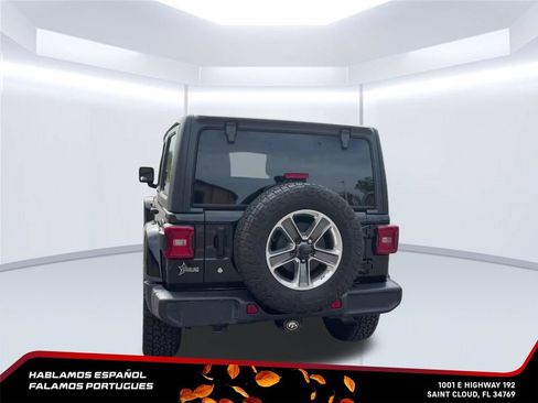 Used 2019 Jeep Wrangler Unlimited Sahara w/ Safety Group AWD/4WD image 7