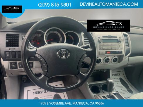 Used 2011 Toyota Tacoma 4x4 Double Cab w/ SR5 Pkg #2 image 8