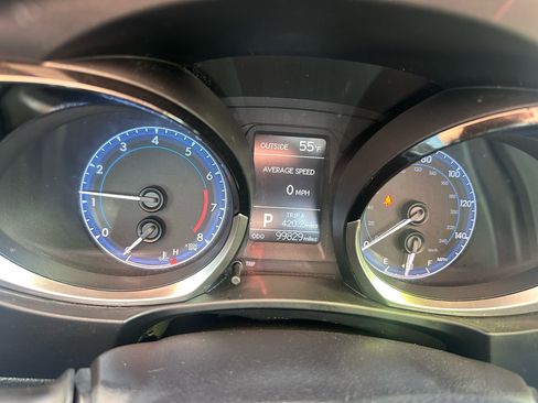 Used 2016 Toyota Corolla S Special Edition image 21