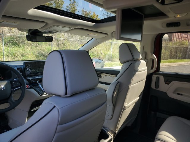 New 2027 Honda Odyssey Touring image 11