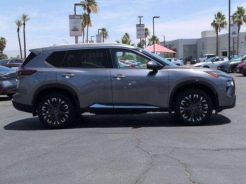 Used 2026 Nissan Rogue Platinum w/ Platinum Premium Package AWD/4WD image 5