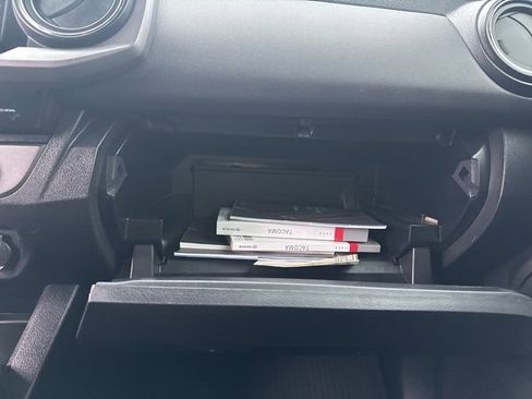 Used 2023 Toyota Tacoma TRD Off-Road image 25