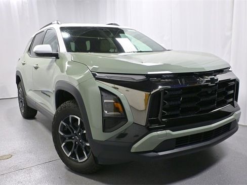 New 2026 Chevrolet Equinox ACTIV w/ Convenience Package III image 2