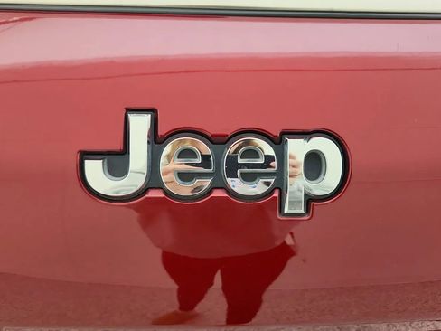 Used 2023 Jeep Grand Cherokee L Laredo w/ Luxury Tech Group I image 42