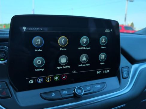 Certified 2025 Chevrolet Blazer LT AWD/4WD image 2