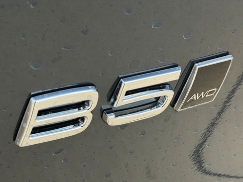 New 2026 Volvo XC40 B5 Plus AWD/4WD image 8