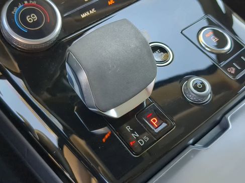 Used 2023 Land Rover Range Rover Sport SE Dynamic image 34