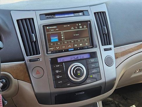 Used 2012 Hyundai Veracruz Limited w/ Entertainment Pkg FWD image 15