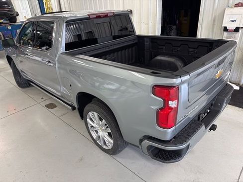 New 2026 Chevrolet Silverado 1500 High Country AWD/4WD image 10