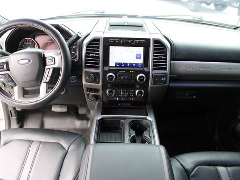 Used 2020 Ford F250 Platinum w/ FX4 Off-Road Package AWD/4WD image 17