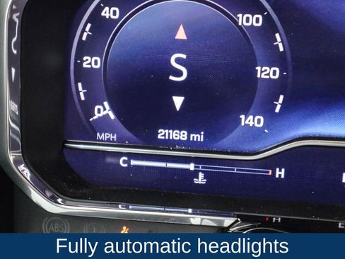 Used 2025 Chevrolet Silverado 2500 LT w/ Convenience Package image 29