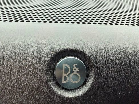 Used 2025 Ford F150 Lariat w/ Equipment Group 502A High image 40