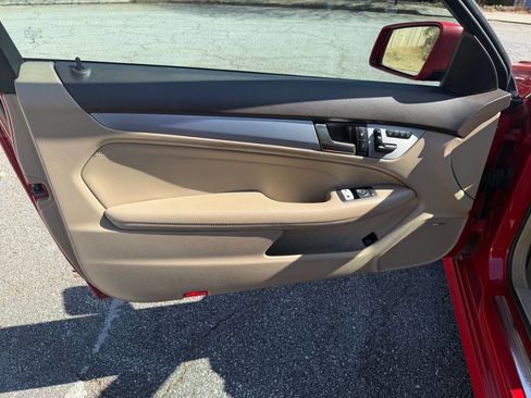 Used 2015 Mercedes-Benz C 250 Coupe image 18