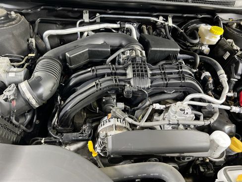 Used 2022 Subaru Outback Limited image 32