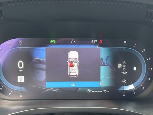 Certified 2024 Volvo XC60 B5 Ultimate w/ Climate Package image 16