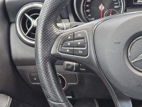 Certified 2019 Mercedes-Benz CLA 250 image 27