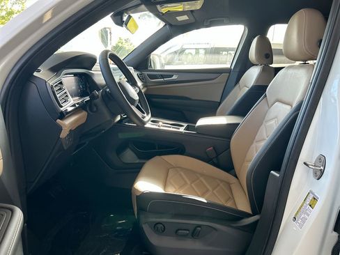 New 2026 Volkswagen Atlas Cross Sport SE image 10