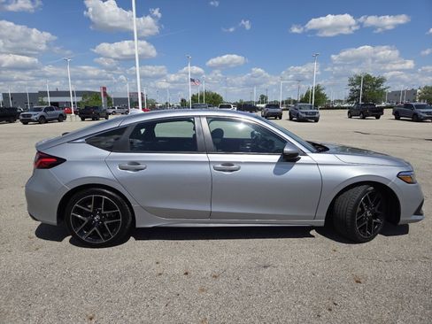 Used 2022 Honda Civic Sport Touring image 18