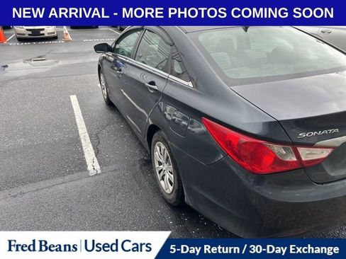 Used 2011 Hyundai Sonata GLS image 2