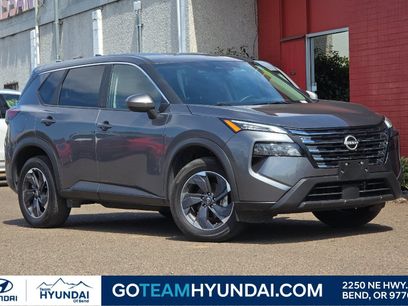 Used 2025 Nissan Rogue SV