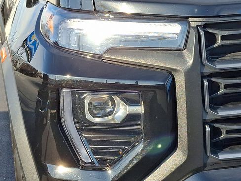 Used 2023 GMC Canyon AT4 w/ AT4 Premium Package image 8