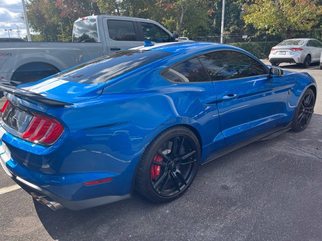 Used 2021 Ford Mustang Shelby GT500 w/ Technology Package RWD image 3