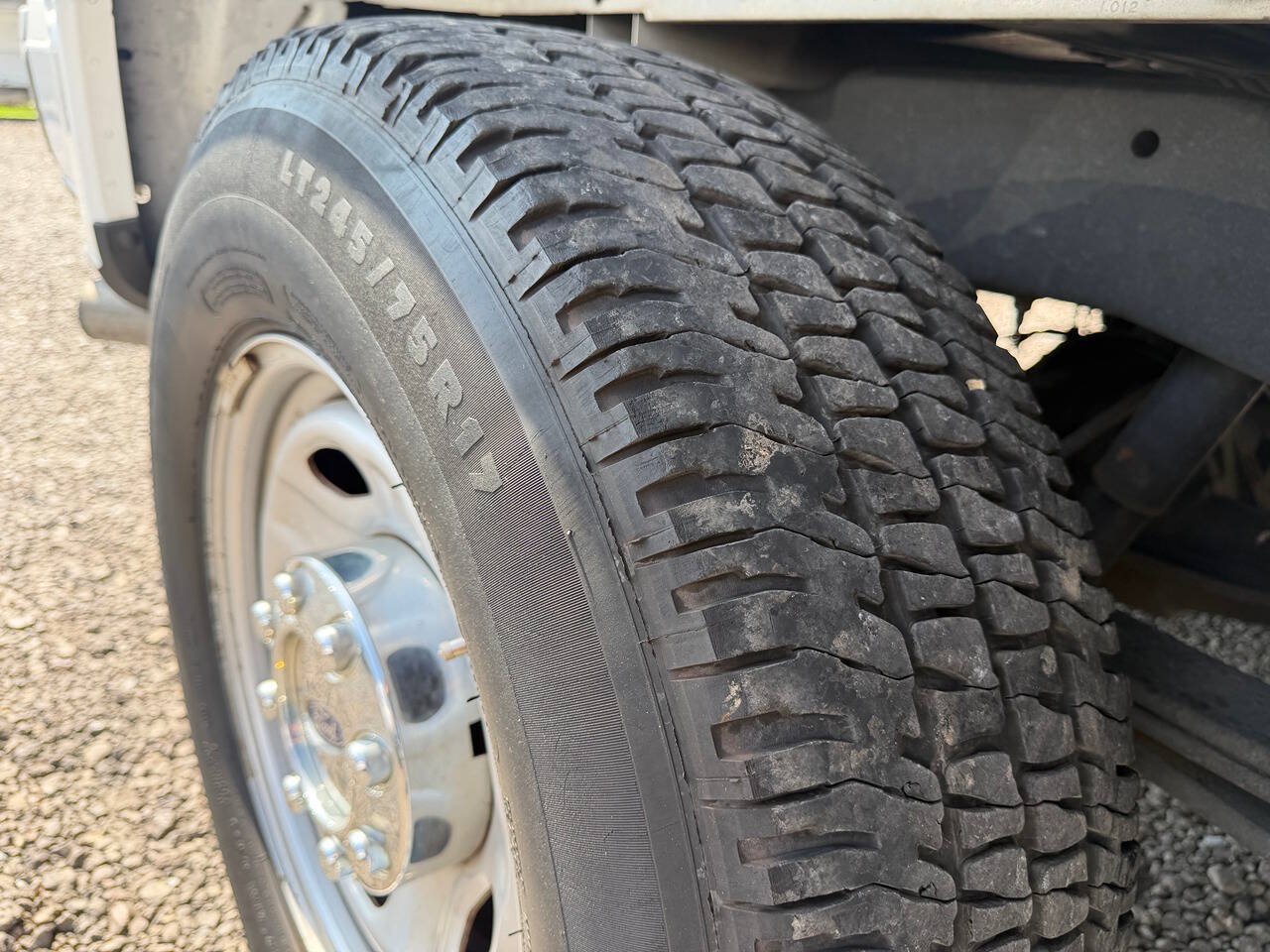 Used 2017 Ford F250 XL w/ Power Equipment Group RWD image 18