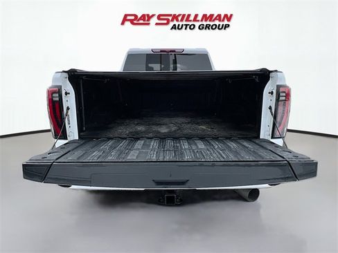 Used 2024 GMC Sierra 2500 AT4 image 26