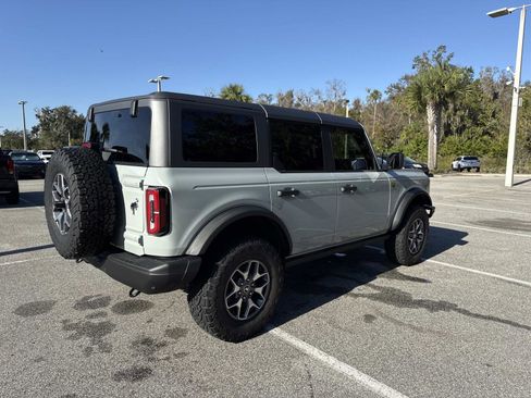 Used 2024 Ford Bronco Badlands image 3
