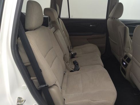 Used 2018 Honda Pilot EX image 19