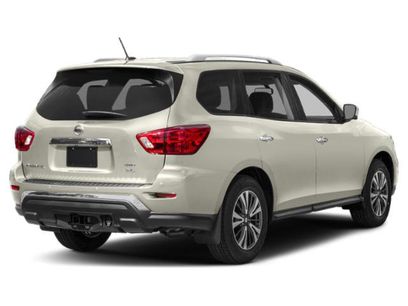 Used 2019 Nissan Pathfinder SL