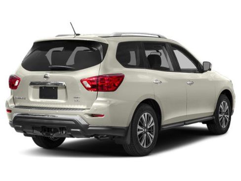 Used 2019 Nissan Pathfinder SL AWD/4WD image 2