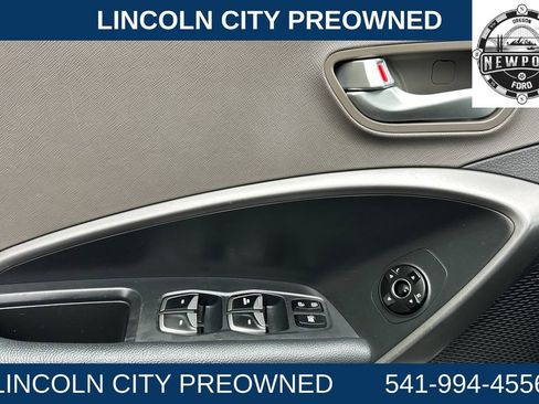 Used 2013 Hyundai Santa Fe Limited image 10