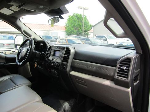 Used 2021 Ford F350 XL w/ Power Equipment Group image 9