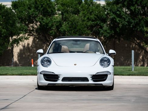 Used 2013 Porsche 911 Carrera 4S AWD/4WD image 3