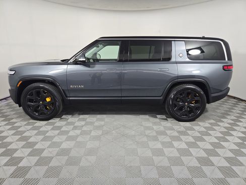 Used 2024 Rivian R1S Adventure AWD/4WD image 2