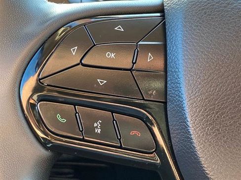 Used 2023 Jeep Cherokee Altitude Lux image 22