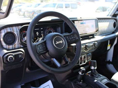 New 2026 Jeep Gladiator Mojave AWD/4WD image 27