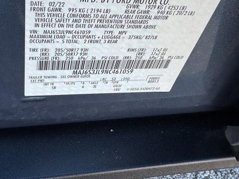 Used 2022 Ford EcoSport SES w/ Interior Protection Package image 24