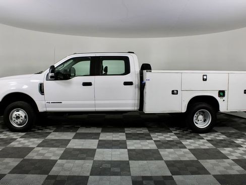 Used 2020 Ford F350 XL w/ Power Equipment Group image 5