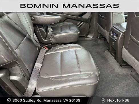 Used 2023 Chevrolet Traverse LT image 10