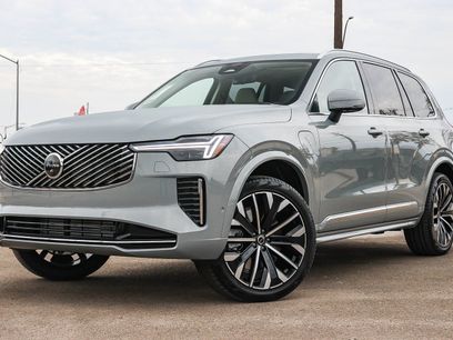 New 2026 Volvo XC90 T8 Ultra