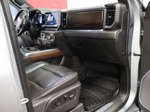 Used 2024 Chevrolet Silverado 2500 High Country w/ High Country Premium Package AWD/4WD image 63