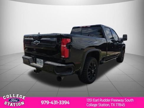 Used 2025 Chevrolet Silverado 2500 LTZ w/ Trail Boss Package AWD/4WD image 3