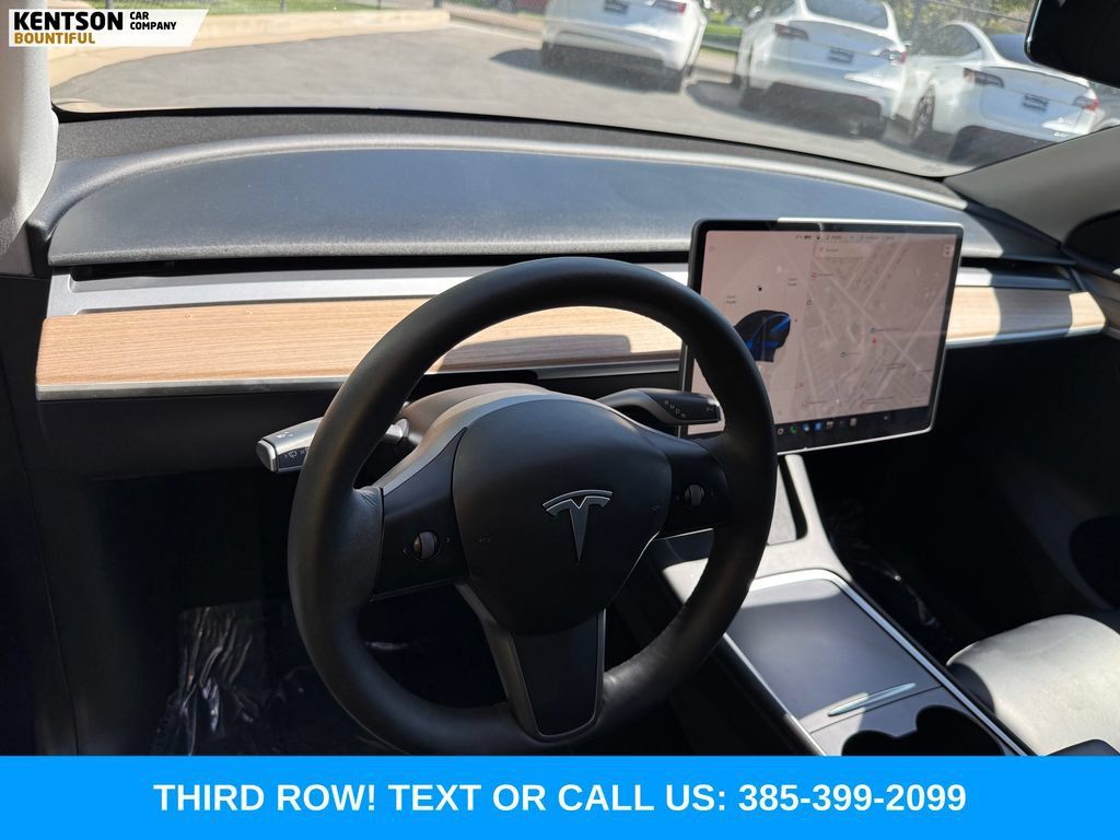 Used 2023 Tesla Model Y Long Range AWD/4WD image 24