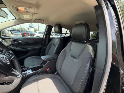 Used 2023 Buick Encore GX Select w/ Sport Touring Package FWD image 11