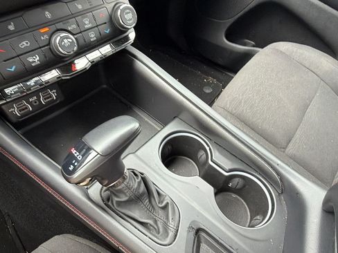 Used 2025 Dodge Durango GT AWD/4WD image 32