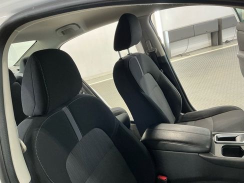 Used 2022 Nissan Sentra SV image 18