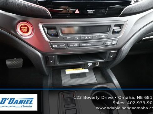 Used 2023 Honda Passport EX-L image 32
