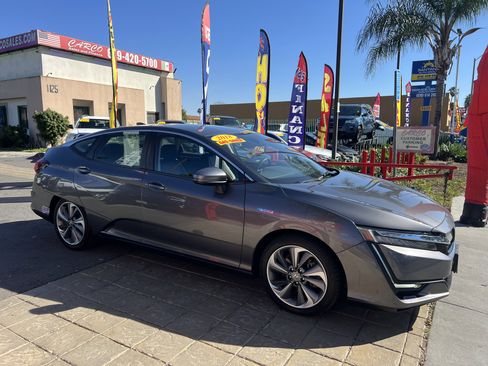 Used 2018 Honda Clarity Plug-In Hybrid image 10